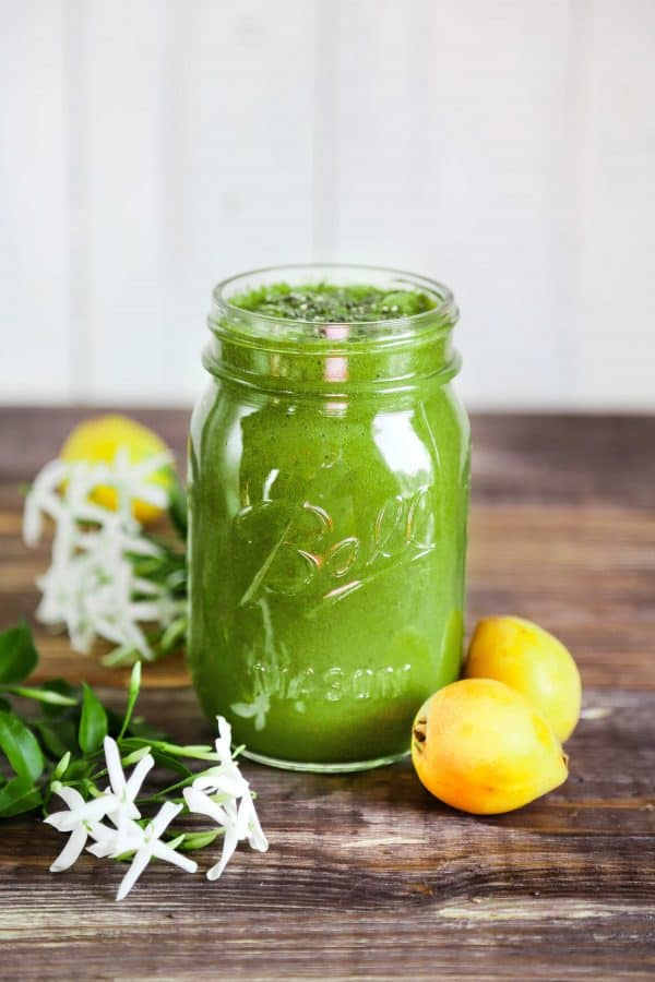 You get 3 of your 5 a day just from this smoothie! Made with loquats, spinach, and a banana. And then topped with chia seeds!